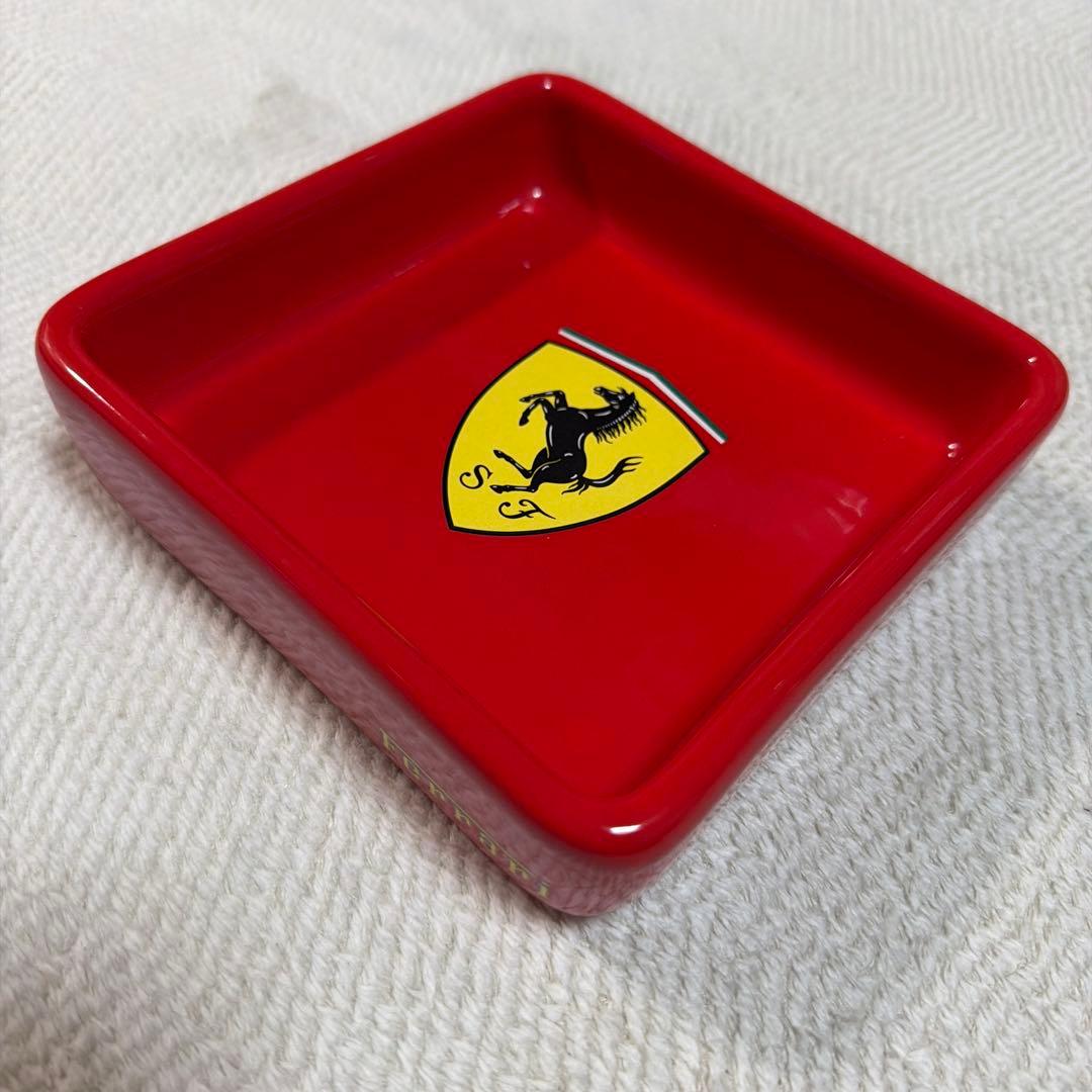 フェラーリ オフィシャル 陶器製 灰皿 アクセサリーケース キーケース