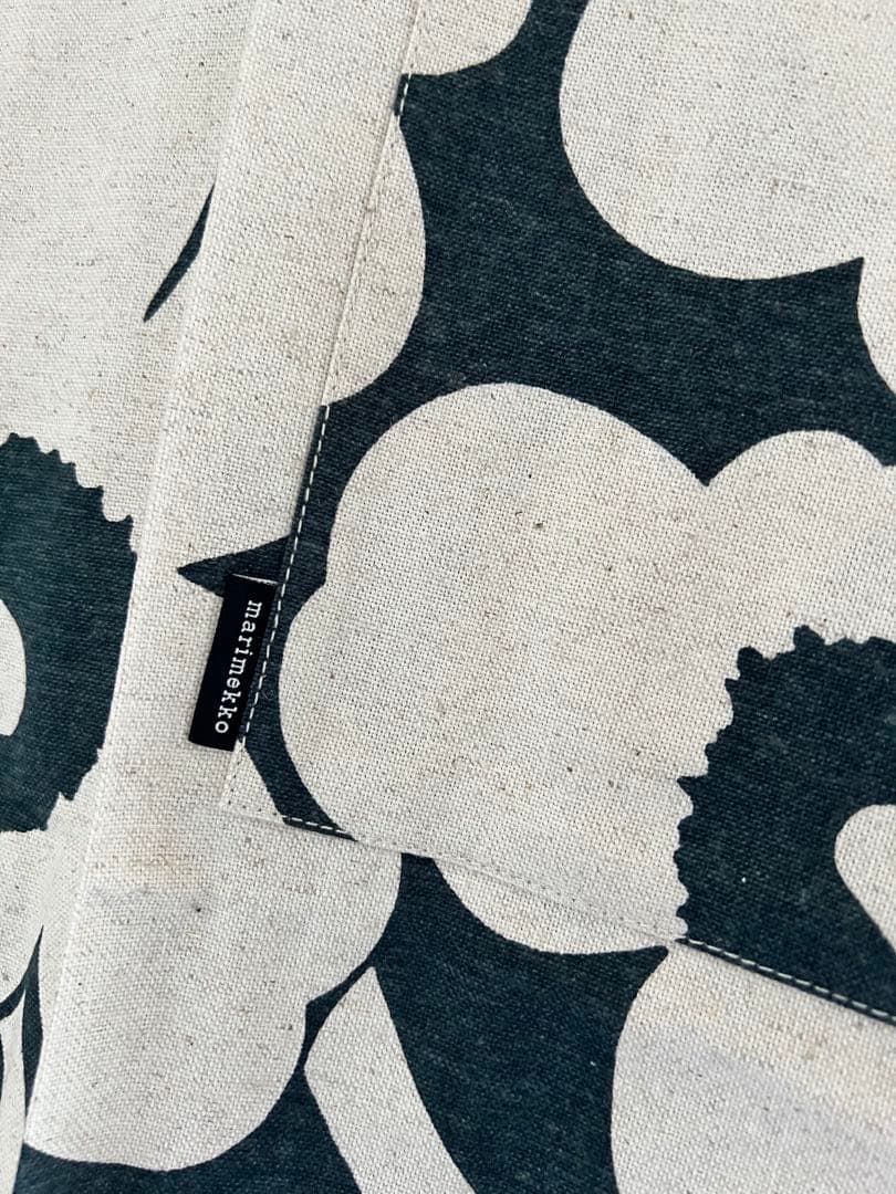 【新品未使用】マリメッコ　marimekko エプロン　人気完売品