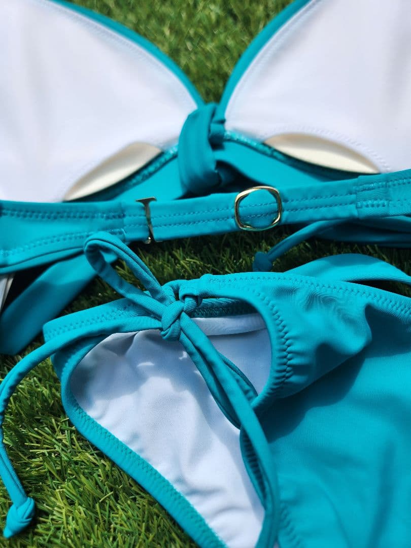 【新品】ターコイズ 　ブルー　ビキニ　水着