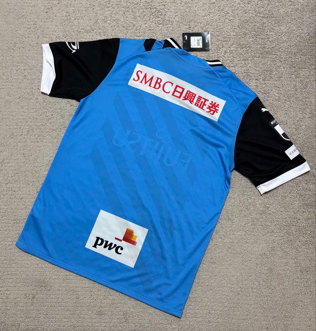 サッカー　川崎フロンターレ　プーマ　ユニフォーム