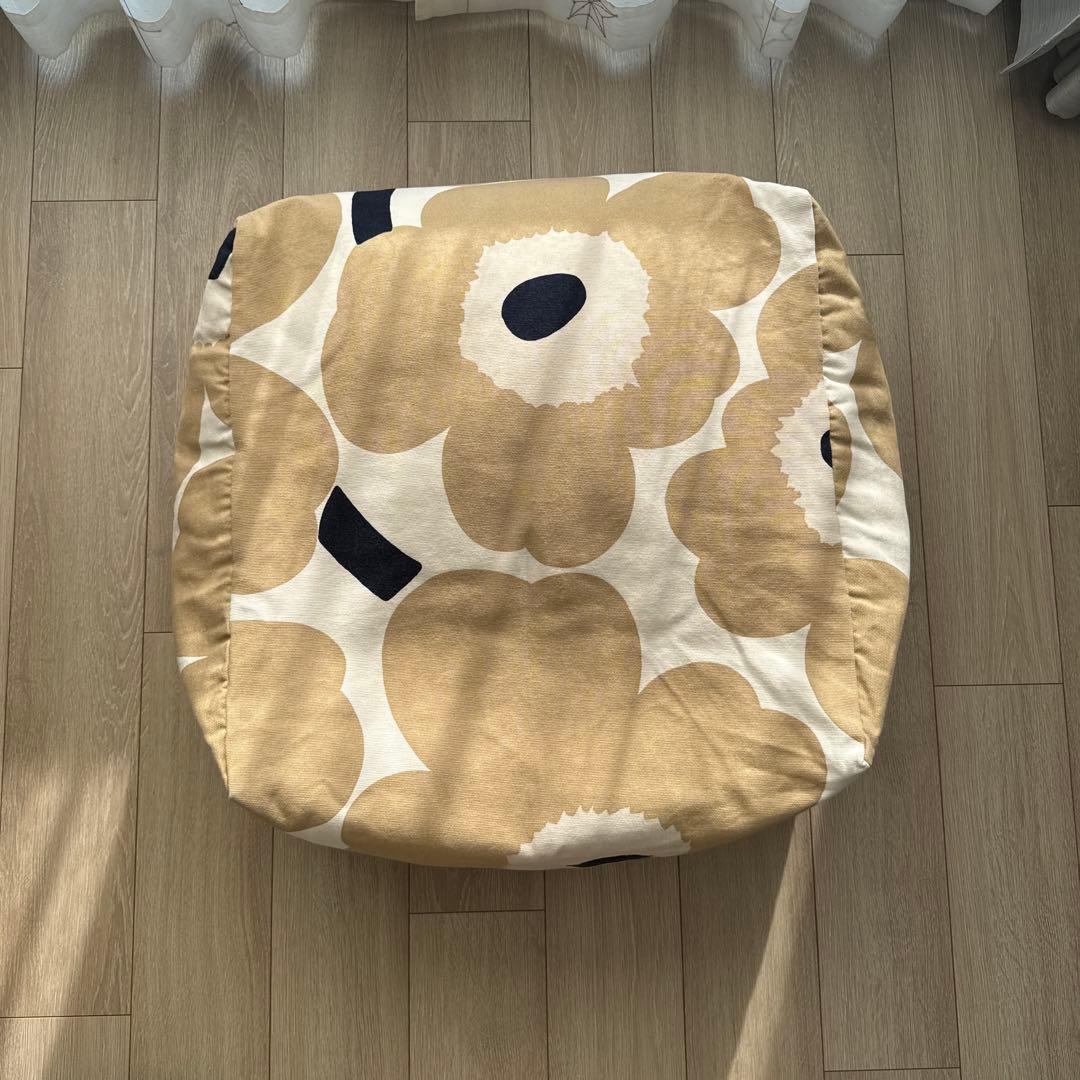 マリメッコ Unikko Puffi クッション&カバー オフホワイト×ベージュ