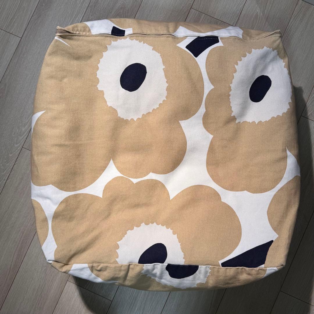 マリメッコ Unikko Puffi クッション&カバー オフホワイト×ベージュ