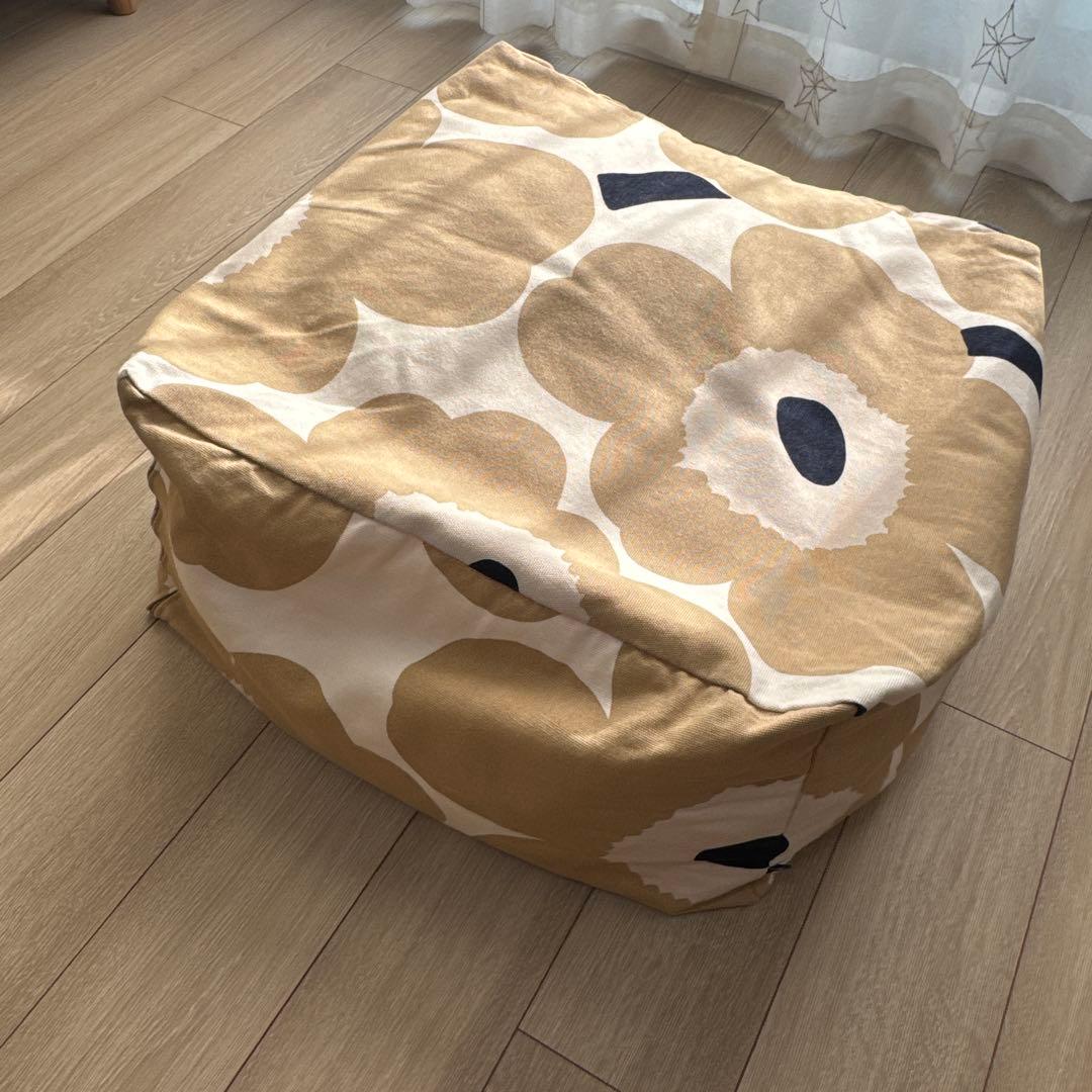 マリメッコ Unikko Puffi クッション&カバー オフホワイト×ベージュ