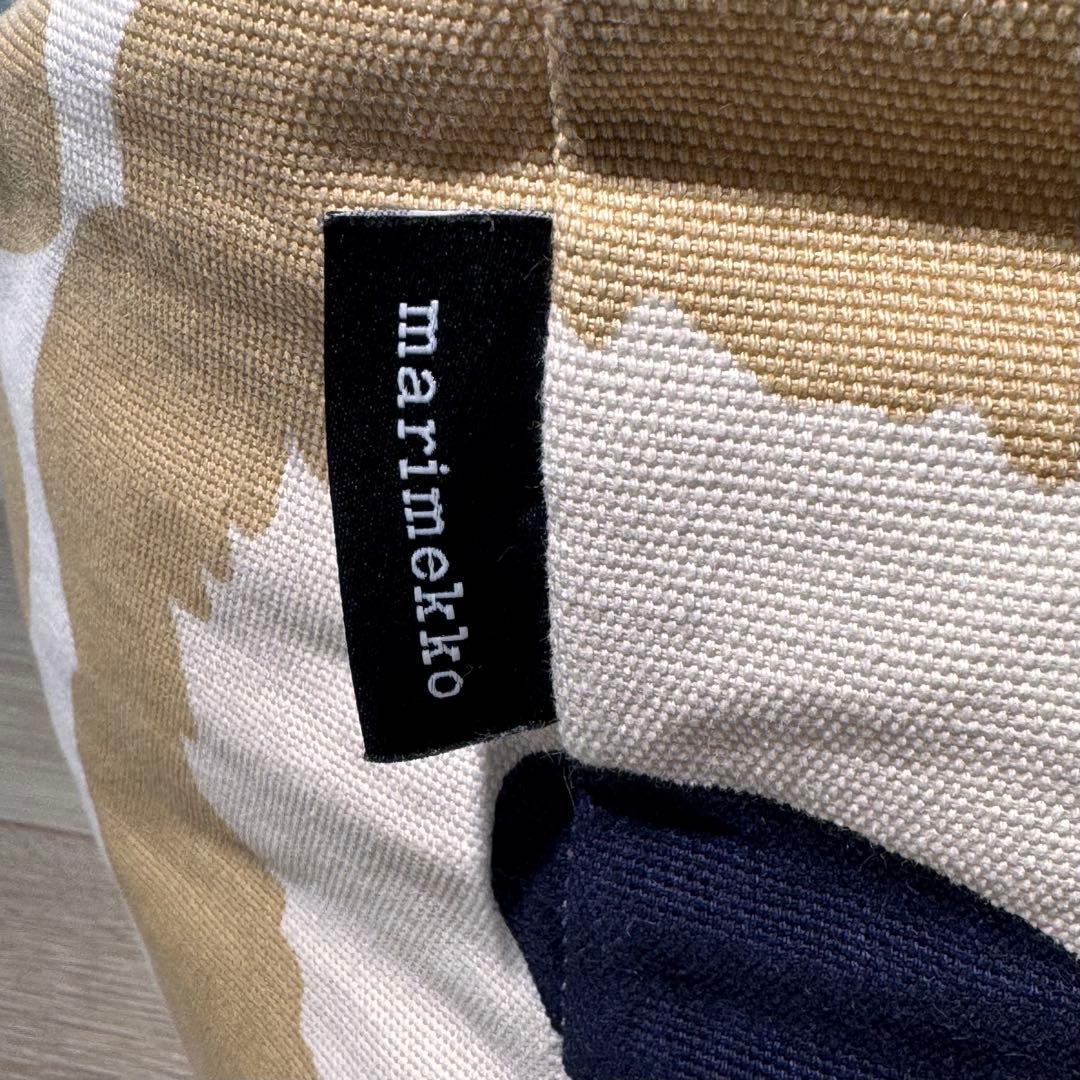 マリメッコ Unikko Puffi クッション&カバー オフホワイト×ベージュ