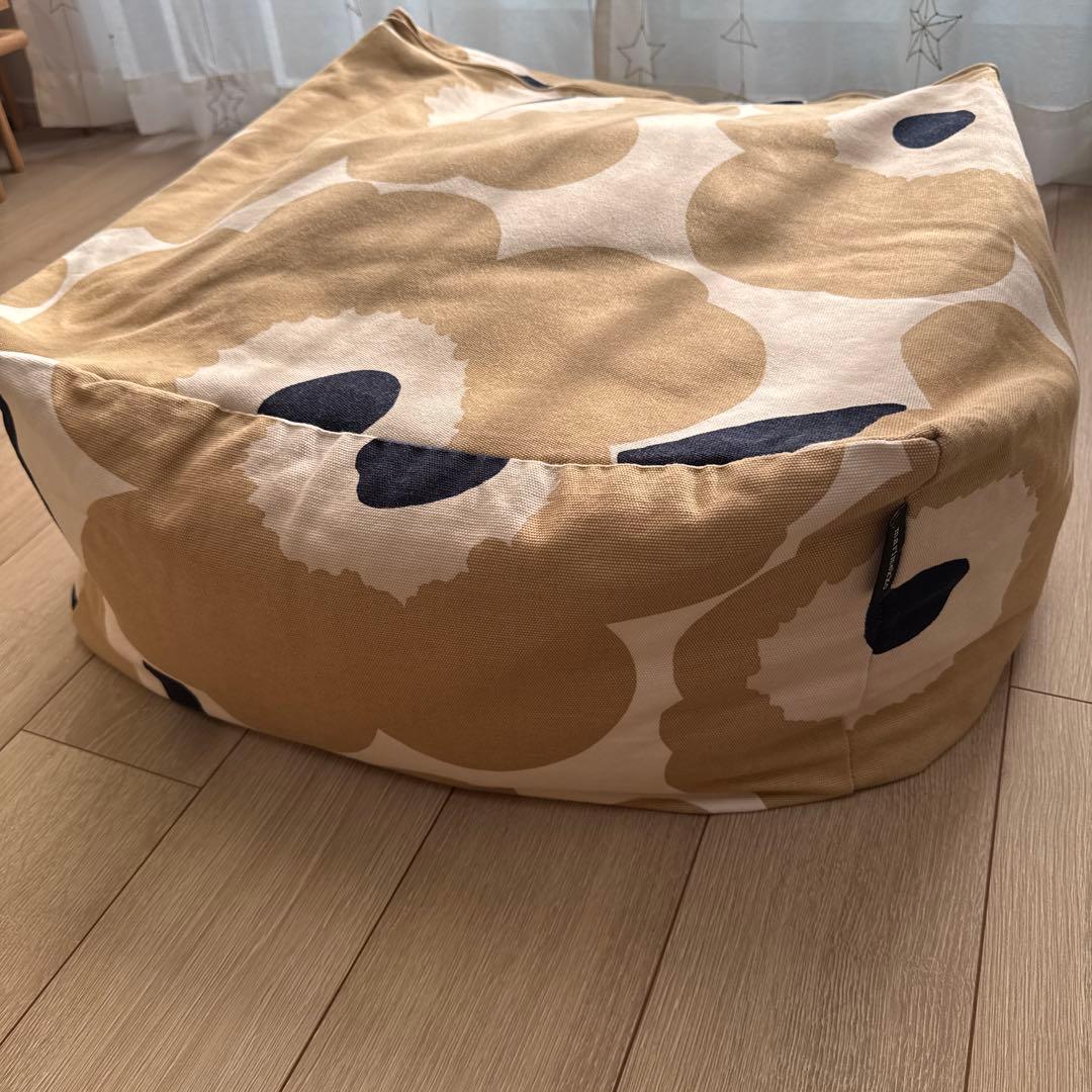 マリメッコ Unikko Puffi クッション&カバー オフホワイト×ベージュ