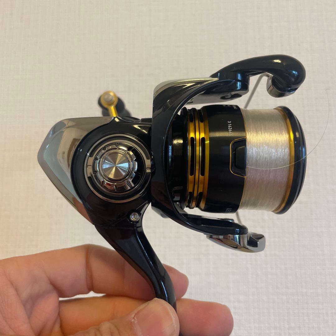 23レガリスLT2500S-XH　スピニングリール　レブロス　カルディア　レグザ