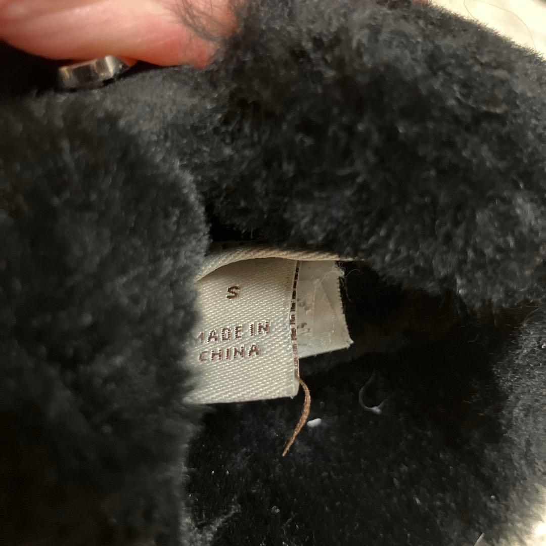 新品！箱付き　ugg グローブ