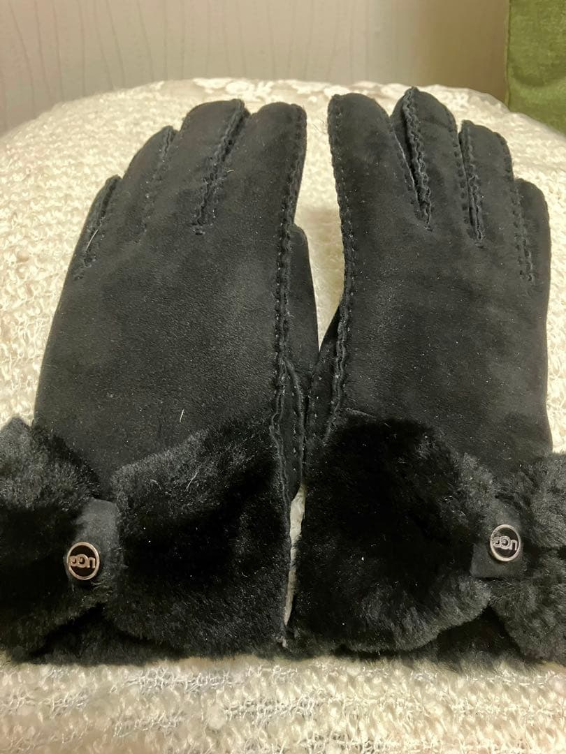 新品！箱付き　ugg グローブ