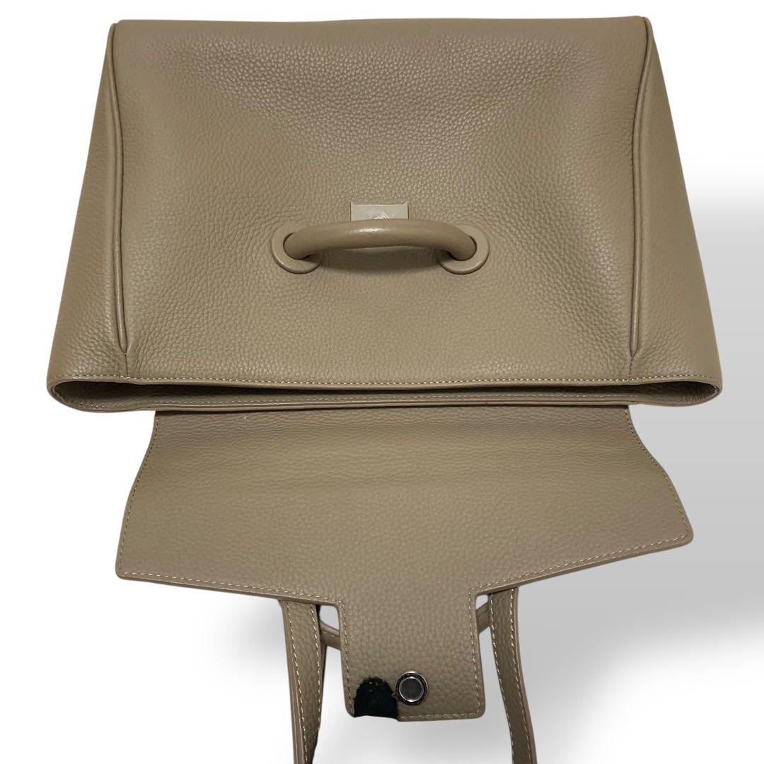 【美品】ヴァジック　エバーミニ　2way ショルダーバッグ　ハンド　オリーブ