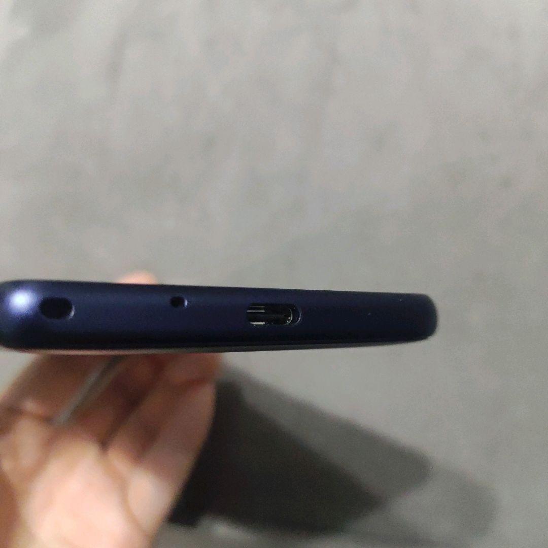 Qua phone KYV44 SIMフリー SIMロック解除 中古②③セット