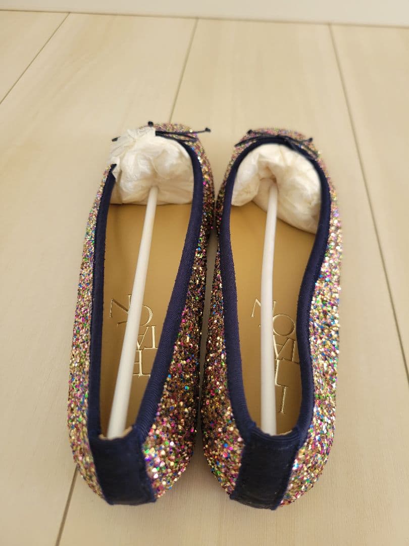 新品　LE TALON グリッター フラット パンプス 23cm