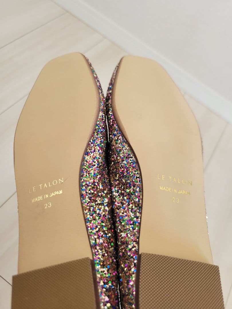 新品　LE TALON グリッター フラット パンプス 23cm