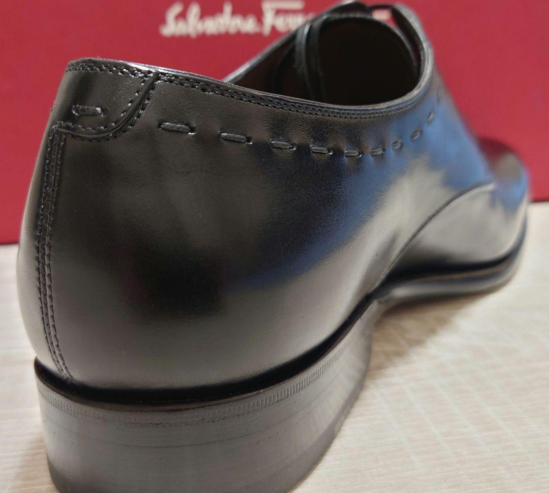 【サルヴァトーレフェラガモ】トラメッザ プレーントゥ ブラック US7未使用新品