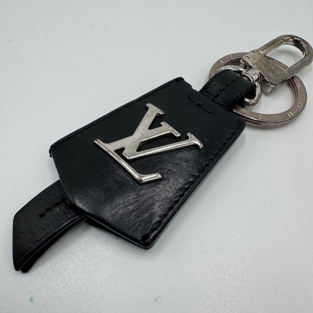 ルイヴィトン クロッシュクレ レザー キーリング バッグチャーム ブラック