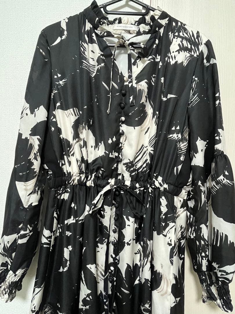 極美品 PINKY&DIANNE ロングワンピース