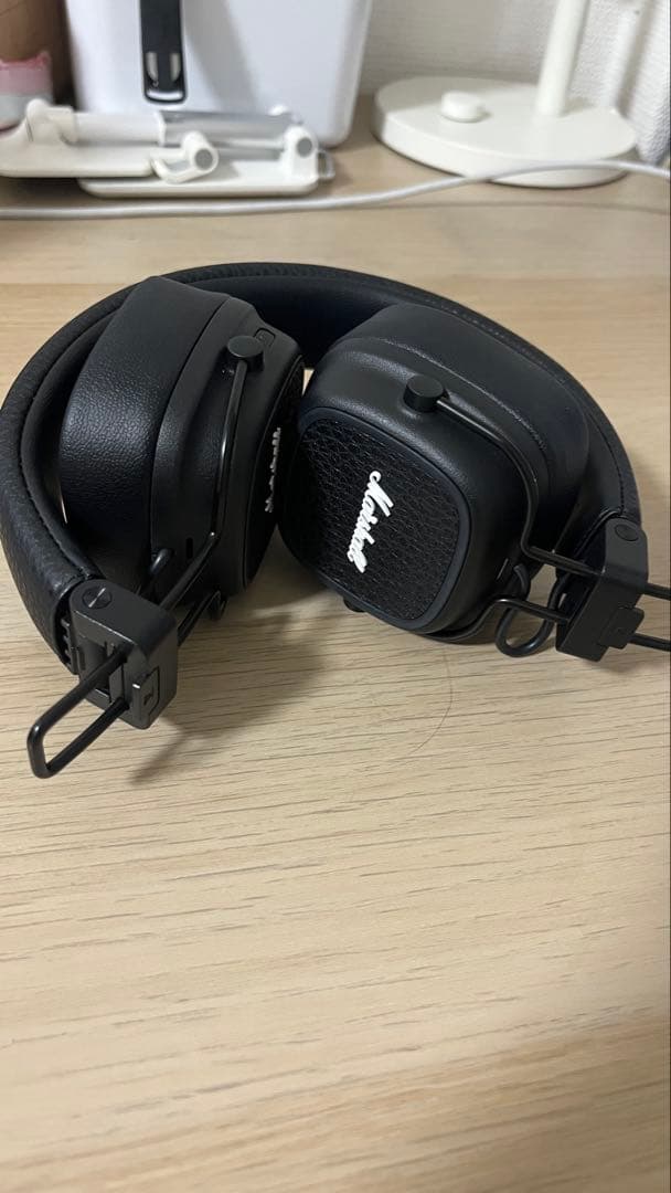 Marshall Major V ブラックワイヤレスヘッドホン