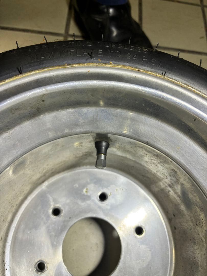 2stジャイロキャノピー205/30-10タイヤ&ホイールセット