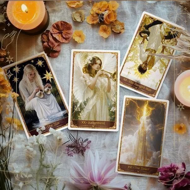 人気メーカー新作✨エレガントな美麗イラスト✨金色の車輪の守護者のタロットカード