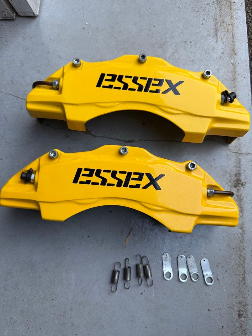 200系ハイエース ESSEX キャリパーカバー Ver.1