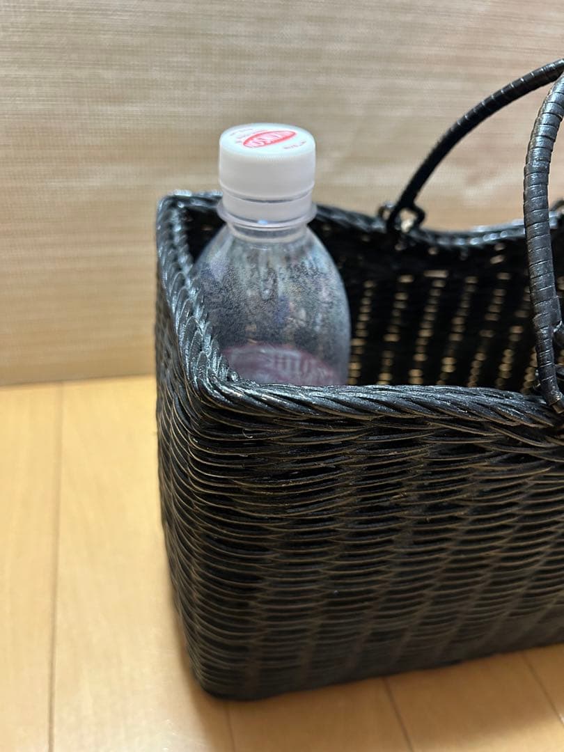 りりな　かごバッグ
