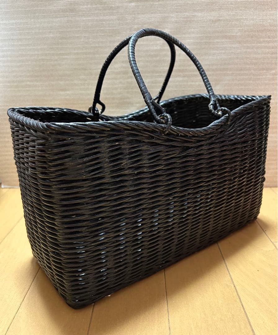 りりな　かごバッグ