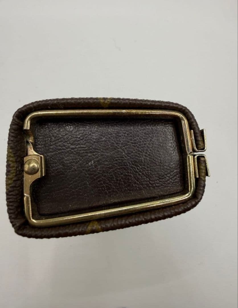 少しのサービス❗Louis Vuitton モノグラムキーケース