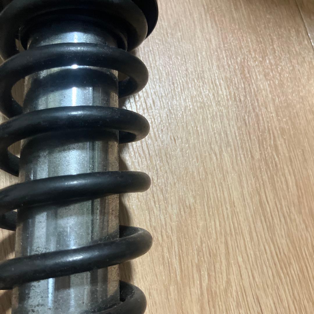 w650、w400リアサスペンション純正