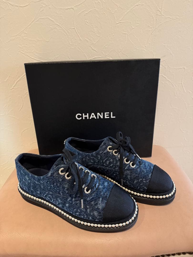 値下げ❣️CHANEL ネイビー パール装飾 スニーカー