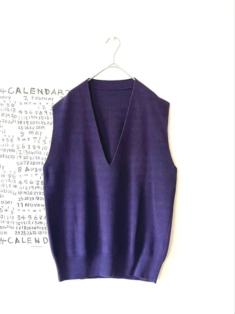ゴーシュ　コットンファームリブVネックベスト パープル