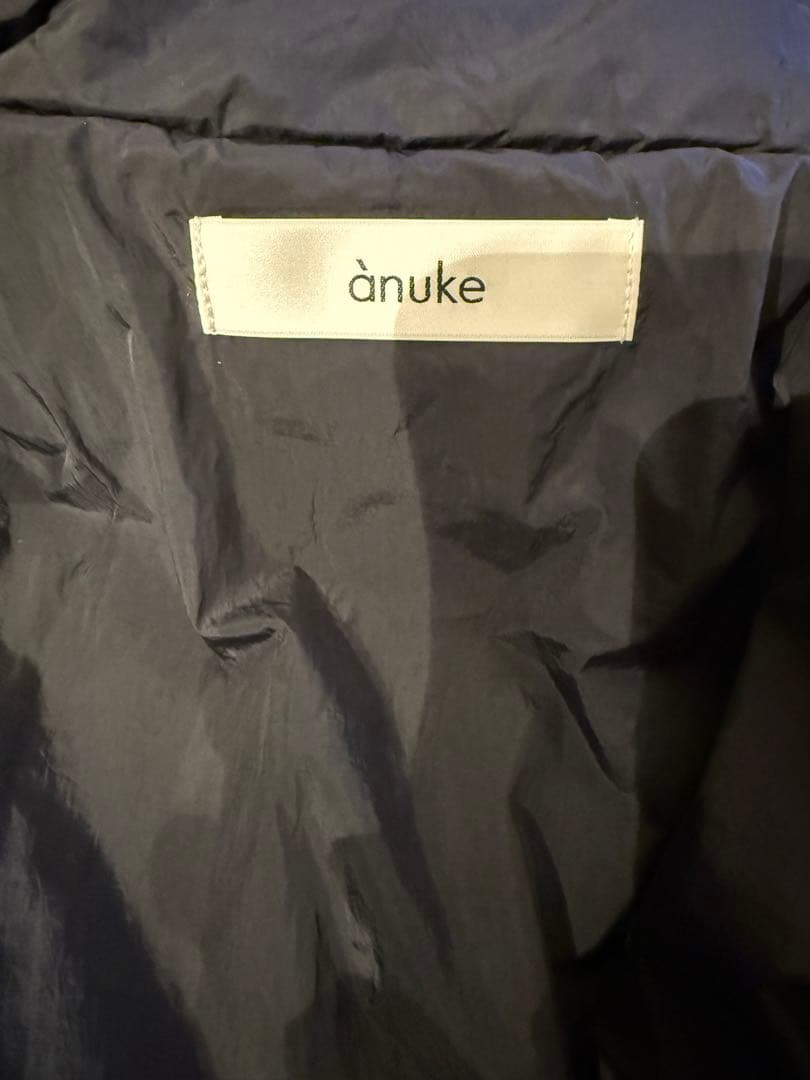 anuke　Volume Over Vest