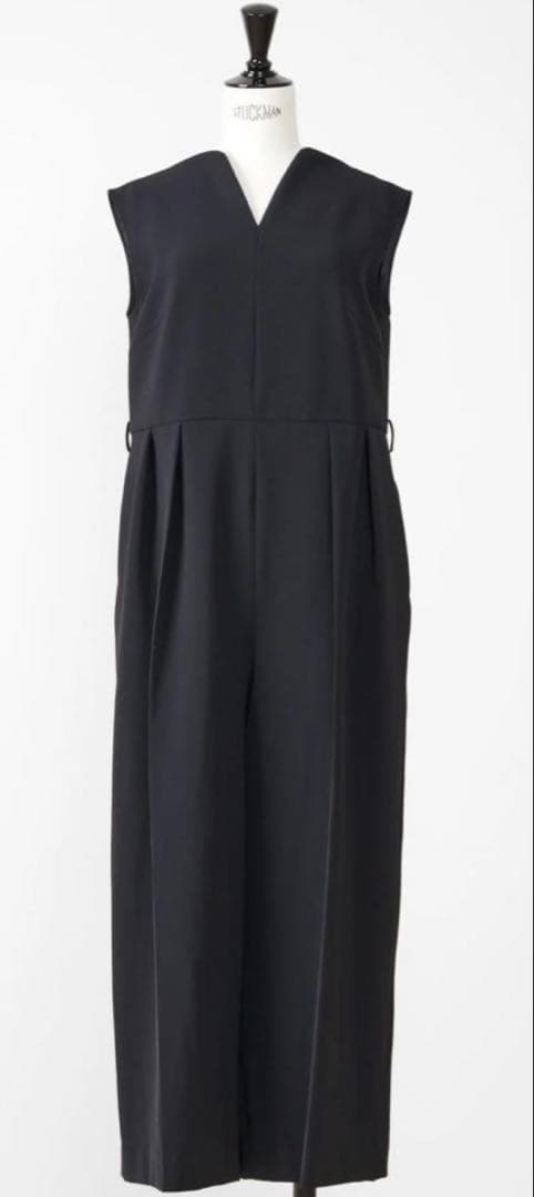 新品タグ付き★ HEVE ハートネックオールインワン　38サイズ