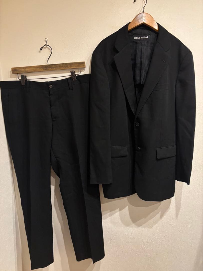 ISSEY MIYAKE 薄手　スーツ　セットアップ　イッセイミヤケ