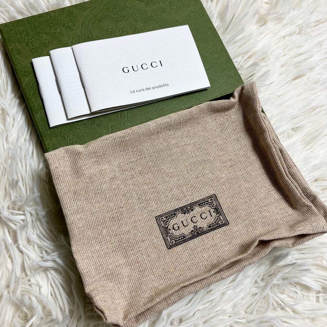 【極美品】 GUCCI ロゴウォレット レザーブラック