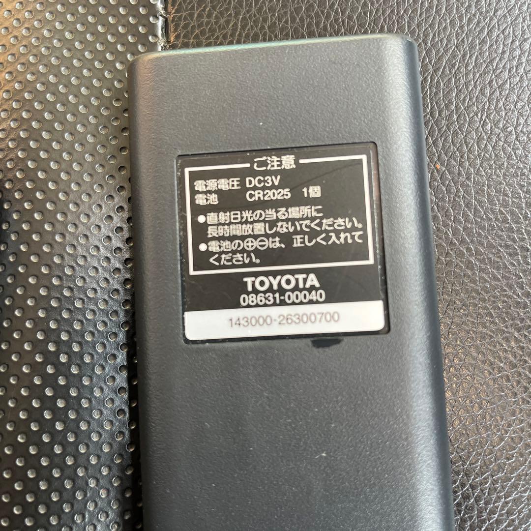 30ヴェルファイア 純正後席　フリップダウンモニタ一リモコン取説有り