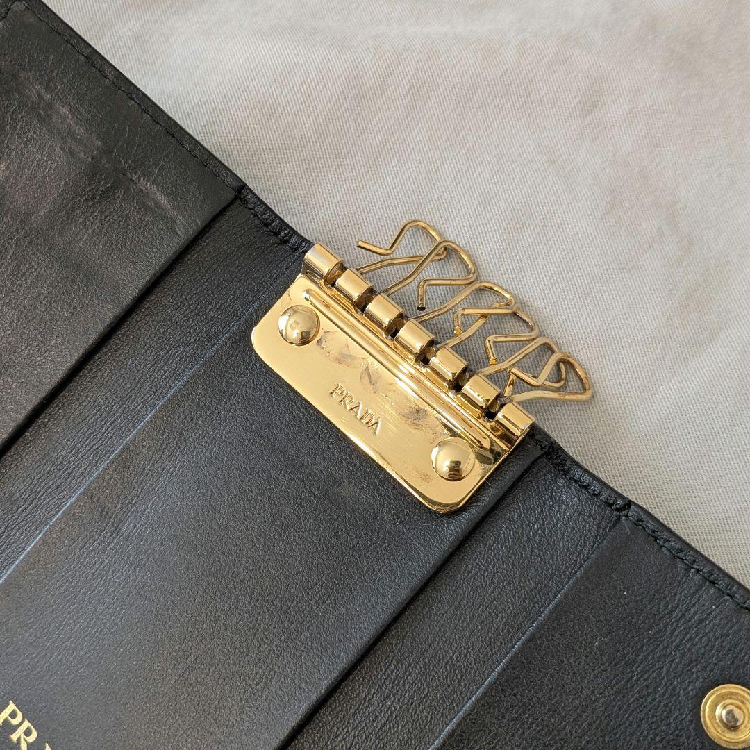 PRADA サフィアーノ キーケース
