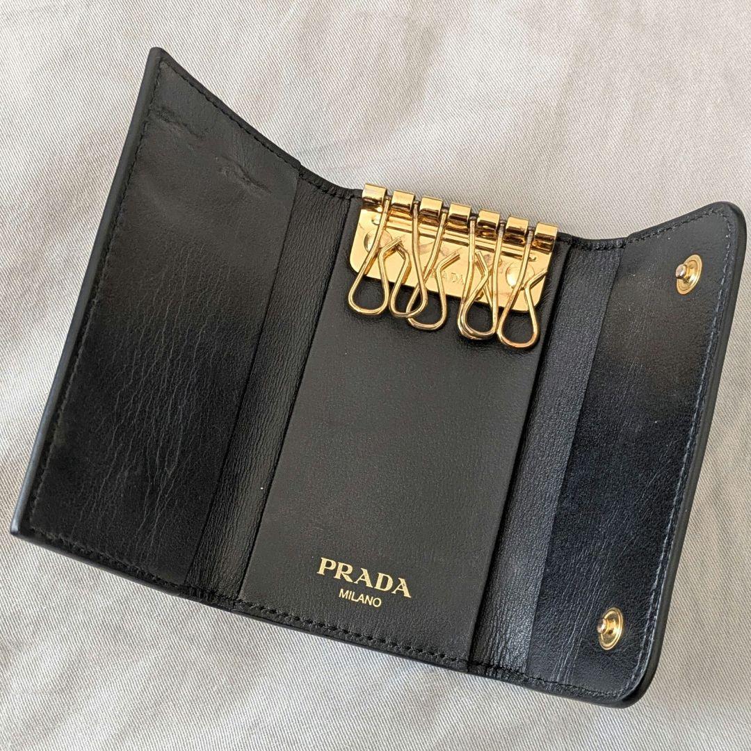 PRADA サフィアーノ キーケース