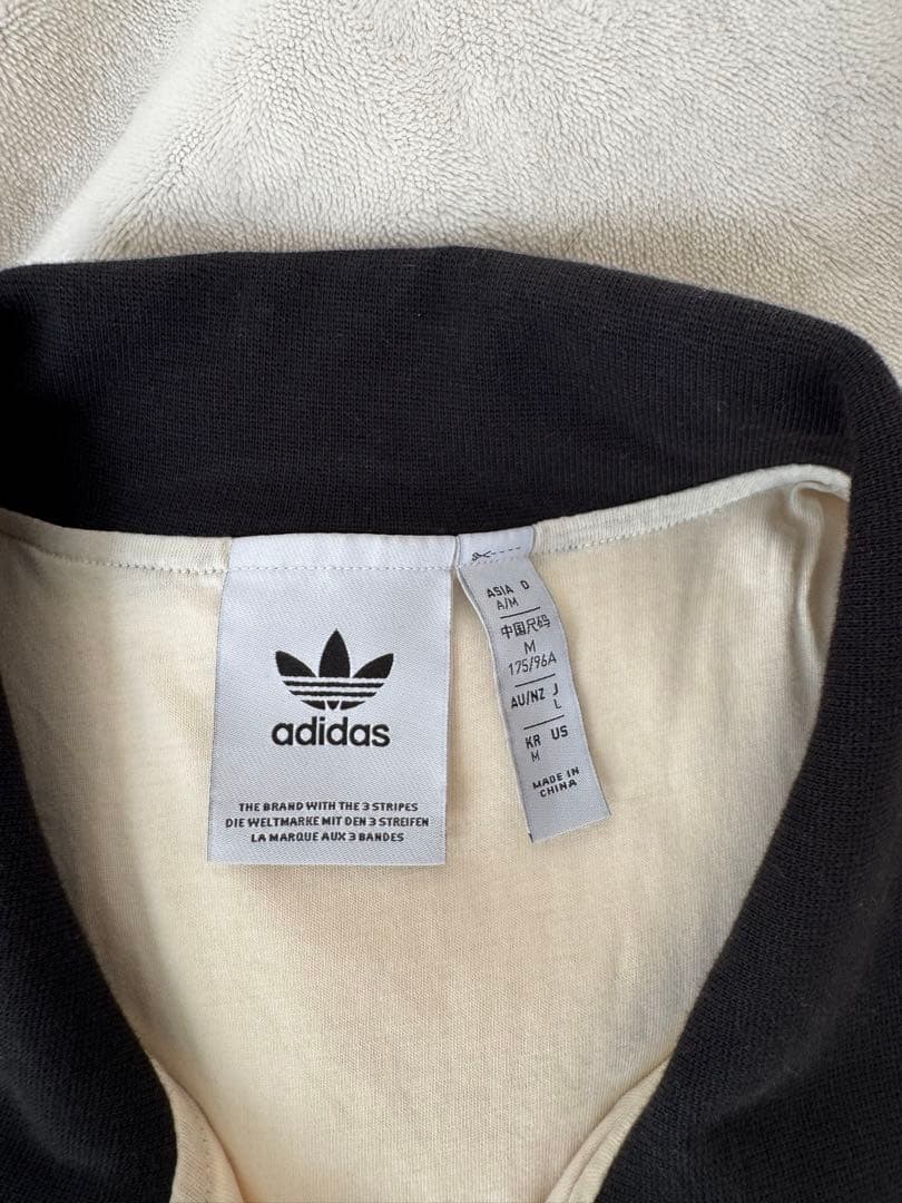 adidas アディカラー　ワッフルクラシックトラックトップ