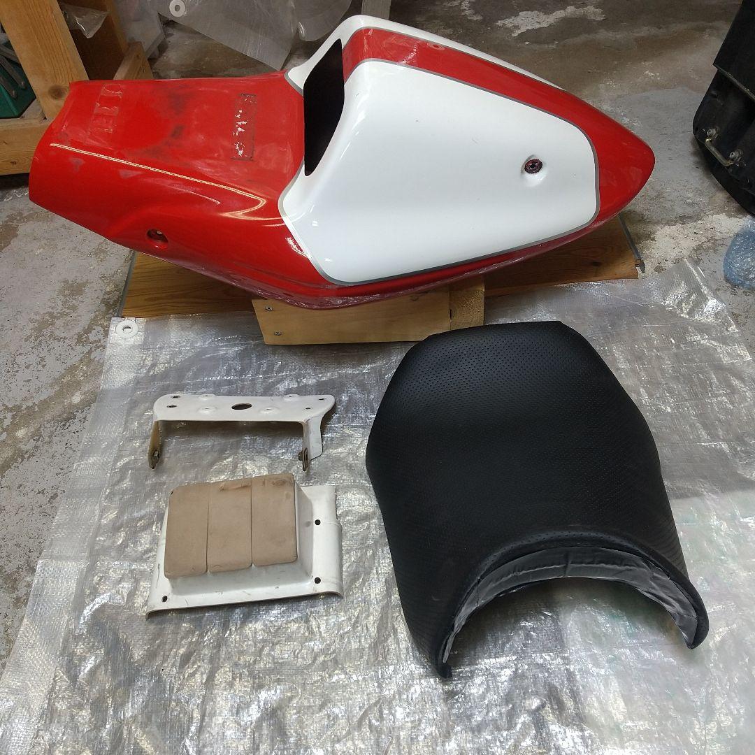 ドカティ SS900 シングルシートカウル