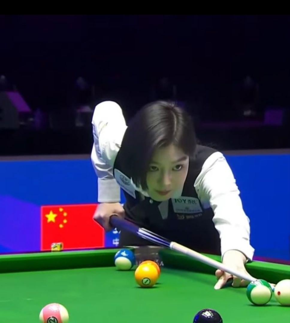 王思诺　ワン・スーヌオ　キュー　ビリヤード　ワン・スーノウ　モデル　エクステ