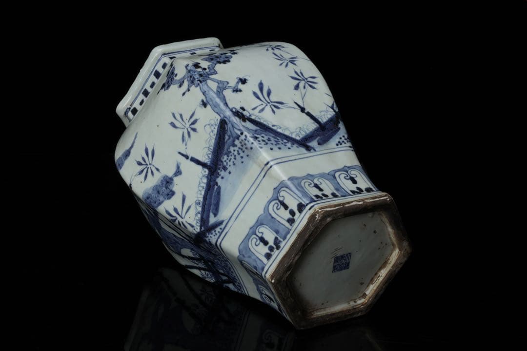 中国美術 中国古玩 大清乾隆年製銘 六角瓶 染付花瓶花 唐物 陶磁 壺 古美術品