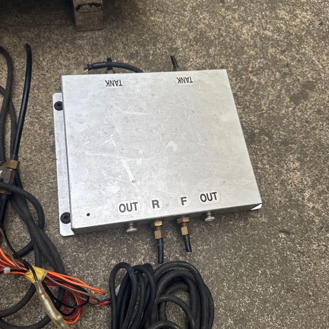 動作品 ボルドワールド プレステージシステム 電磁弁 エアサス エアタンク