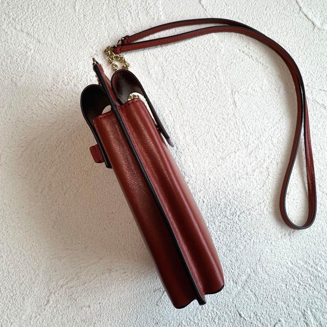 FERRAGAMO フェラガモ スマートフォンケース スマホショルダー 2way