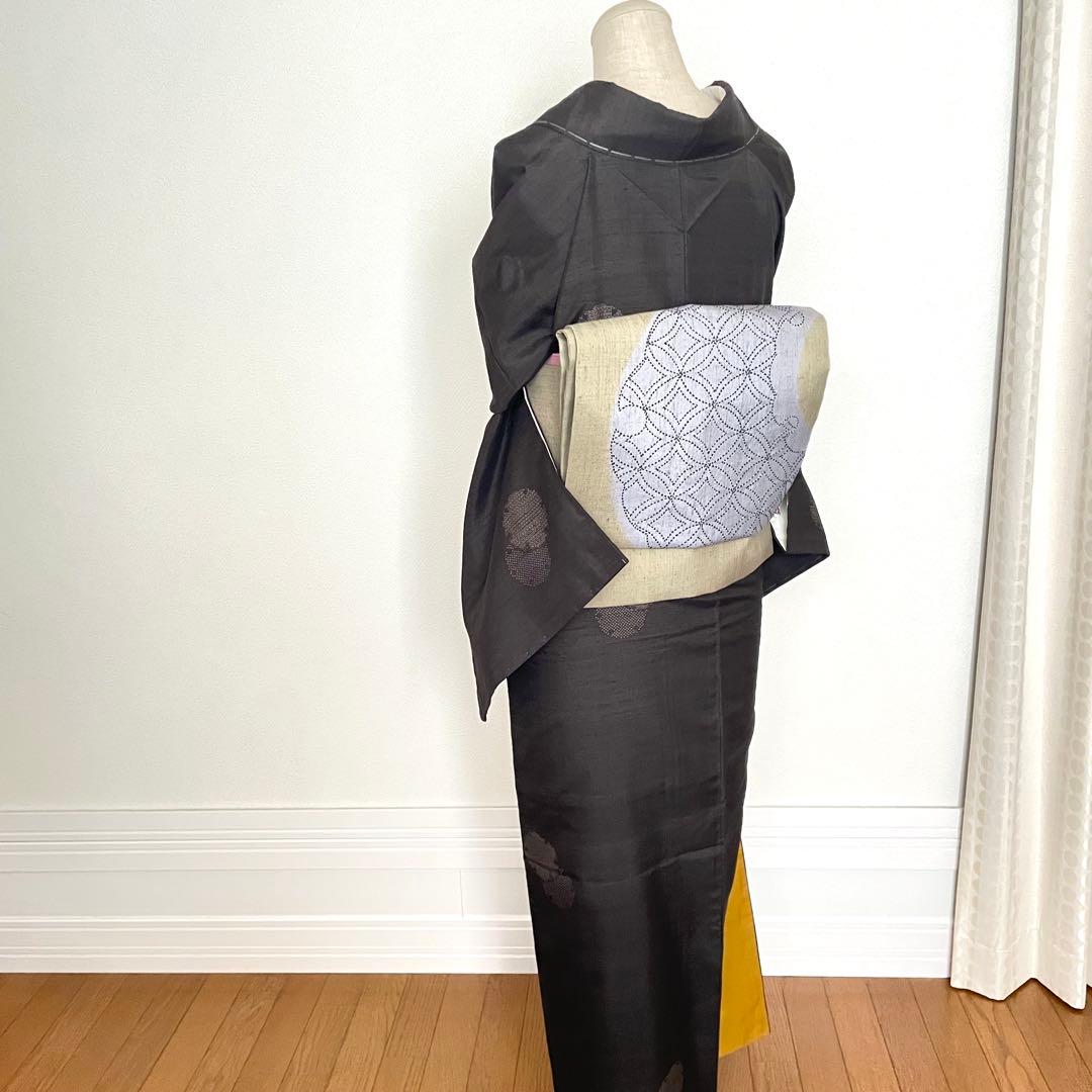 シクラメン様リクエストしつけ付き 雪輪飛び柄小紋 100亀甲絣十日町紬と洒落袋帯