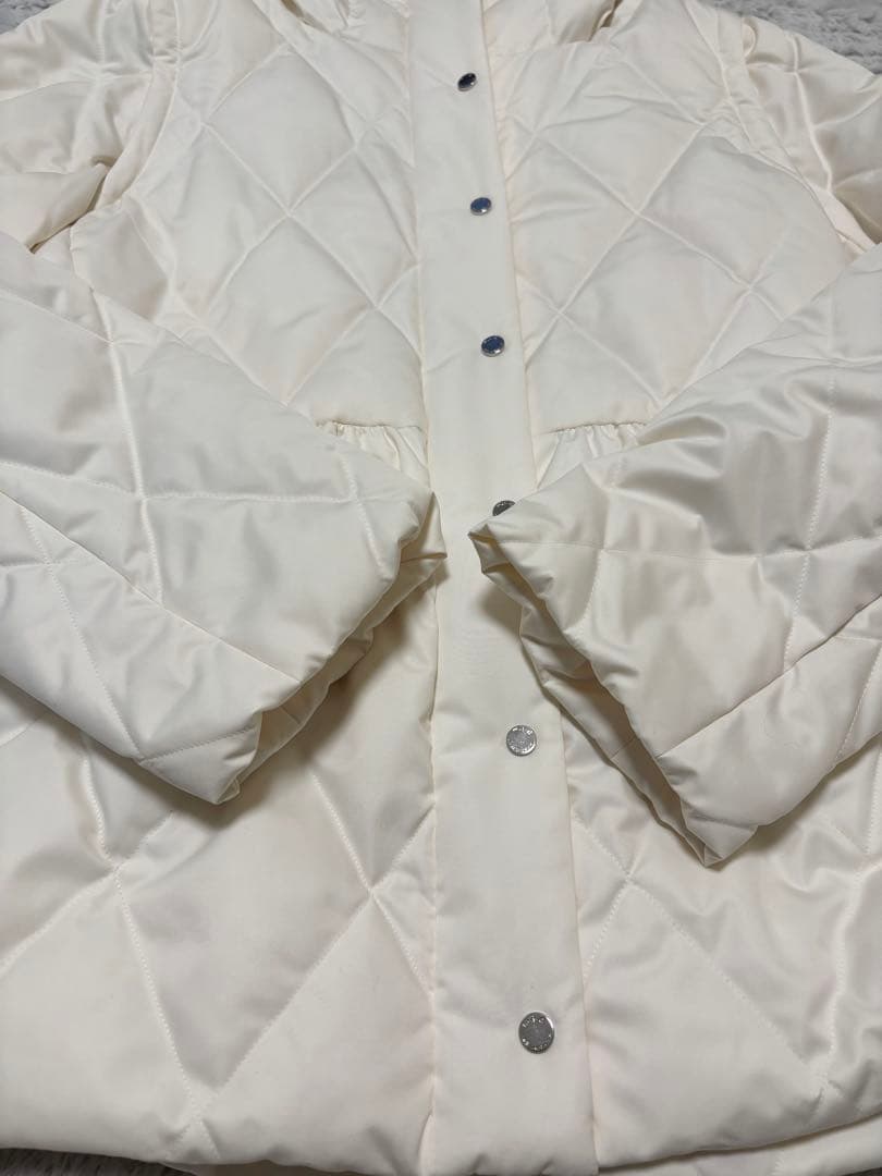 エムプルミエ　ペプラムショートダウンコート