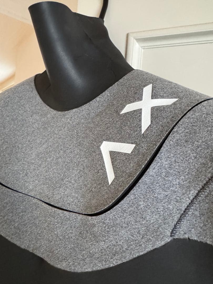 AXXE HUMID ドライスーツ グレー/ブラック　中古美品