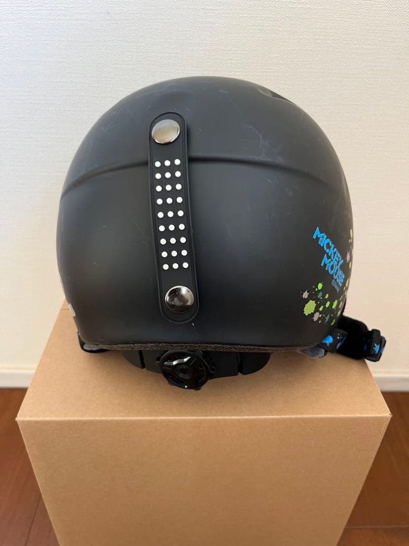 K2スキー板、ストック、ブーツ、ヘルメット