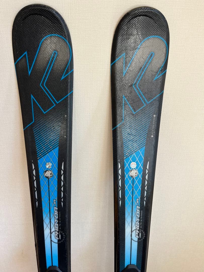 K2スキー板、ストック、ブーツ、ヘルメット