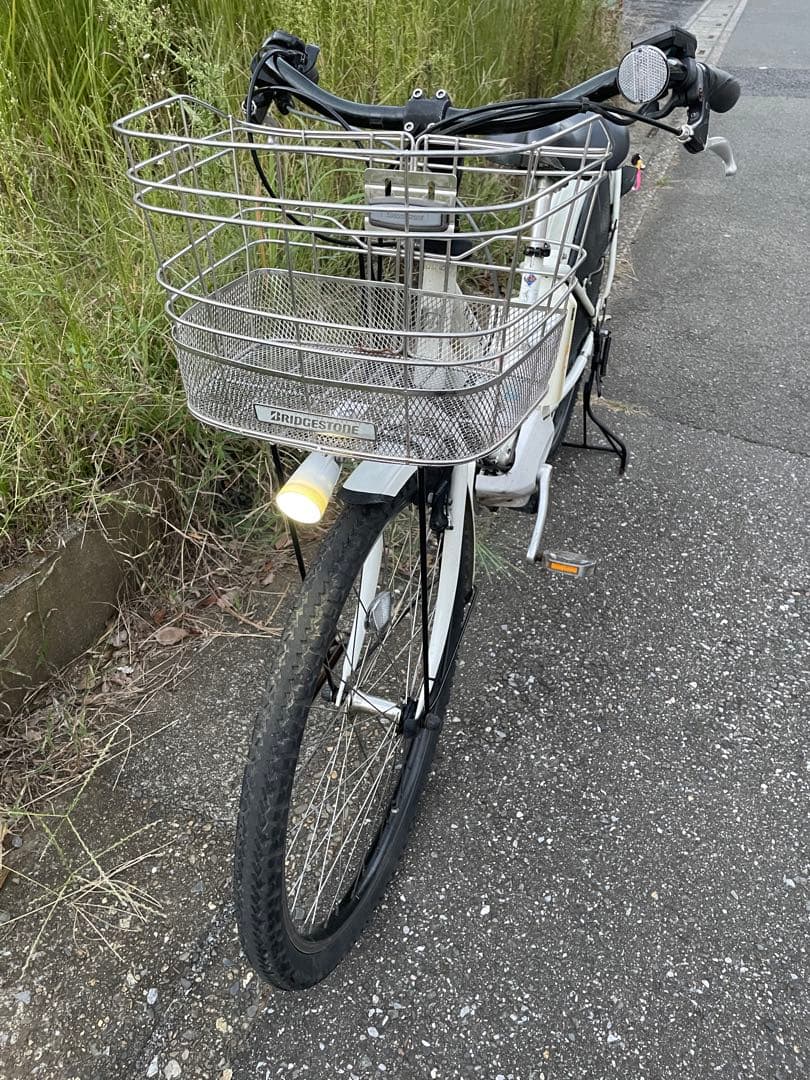 【送料込み】オシャレな白で快速　アシスト領域拡大化もサポート　整備済　埼玉上尾