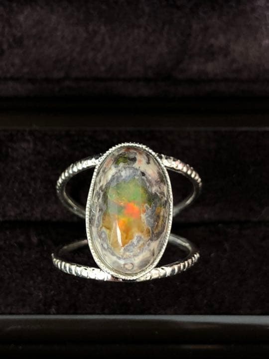 特大オパールリング