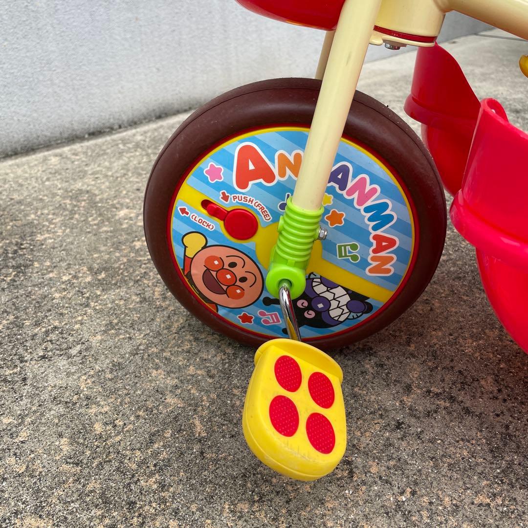 アンパンマン 三輪車 それいけ！アンパンマン デラックスII レッド 赤